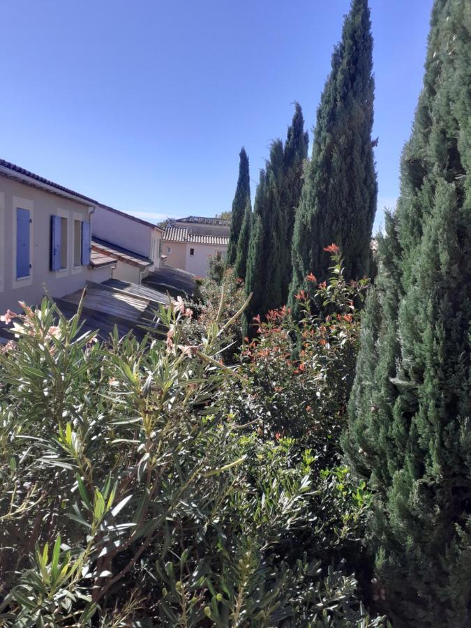 דירות מורייס Sous Le Soleil Des Alpilles מראה חיצוני תמונה